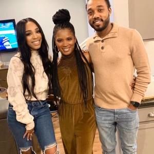 Meet your Posher, Casandra